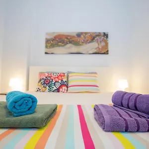 apt-central-studio-flat.hotelschalkidiki.net/