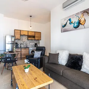 https://nala-2-bedroom-apartment-in-larnaca.hotelsatayianapa.com
